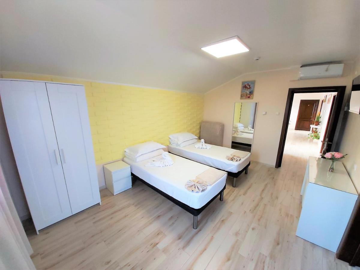 Camere De Inchiriat Băltenii de Sus Exterior foto